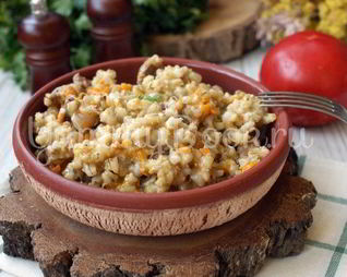 Перловая каша с куриными желудочками в мультиварке