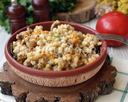 Перловая каша с куриными желудочками в мультиварке