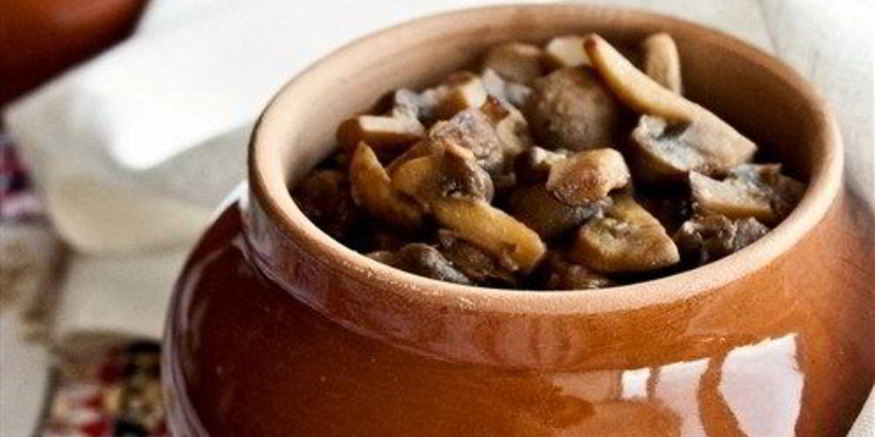 Рецепт перловой каши в горшочках с грибами