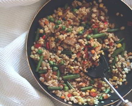 Перловка с лесными грибами и овощами