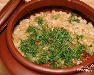 Перловка с мясом в горшочке