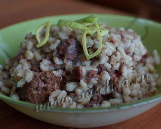 Перловка с тушенкой в мультиварке Steba