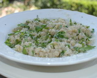 Перловка с зеленью и сыром