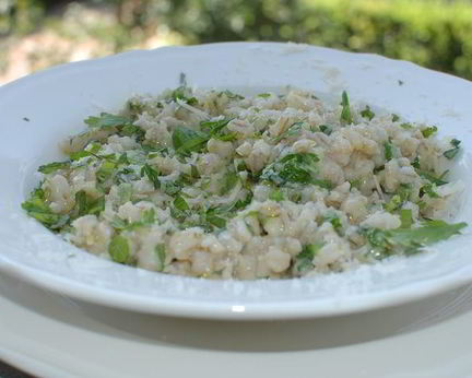 Перловка с зеленью и сыром