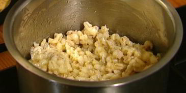 перловка с зеленью и сыром