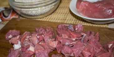 перловка в духовке в горшочке с мясом говядины