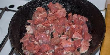 перловка в духовке в горшочке с мясом говядины