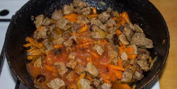 перловка в духовке в горшочке с мясом говядины