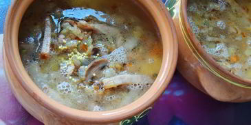 каша пшенная с бужениной в горшочках