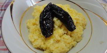 каша пшенная с черносливом