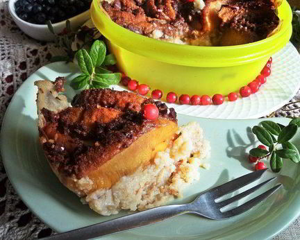 Каша пшенная, запеченная под персиком