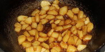 пшенная каша с карамельными яблоками