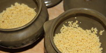 пшенная каша с карамельными яблоками