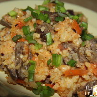 Пшенная каша с куриными сердечками