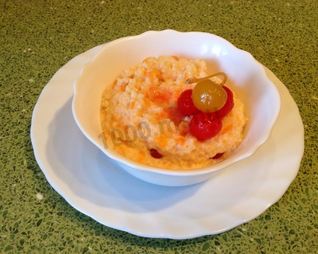 Пшенная каша с тыквой, корицей и вишней