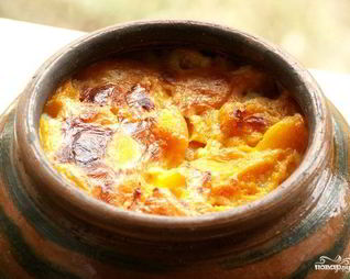 Пшенная каша с тыквой в горшочке