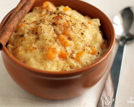 Пшенная каша с яблоками