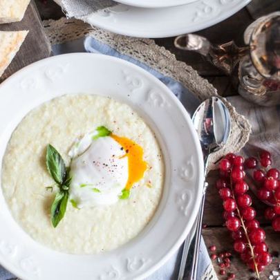 Пшенная каша с яйцом пашот