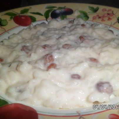 Рисовая каша молочная с изюмом