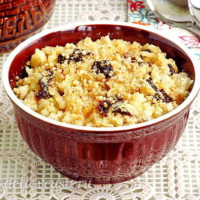 Рисовая каша с черносливом и орехами в мультиварке