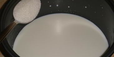 рисовая каша с изюмом в мультиварке на молоке