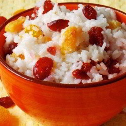 Рисовая каша с сухофруктами