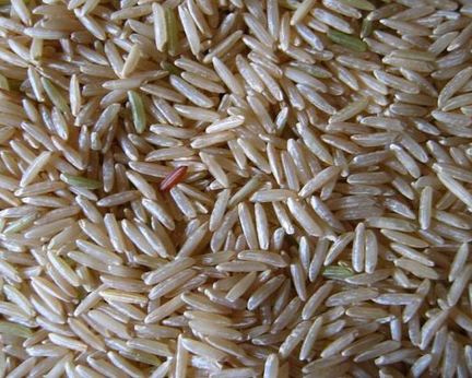 Рисовая каша с яблоками и инжиром