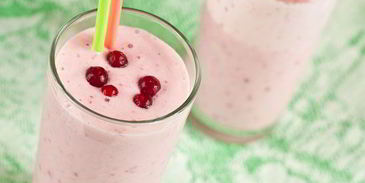 бананово-клубничный коктейль