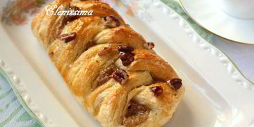 датские булочки с пеканом и кленовым сиропом