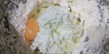 шоколадный гугельхупф с вишней на глинтвейне