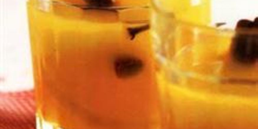 Рецепт горячего бразильского коктейля квентао