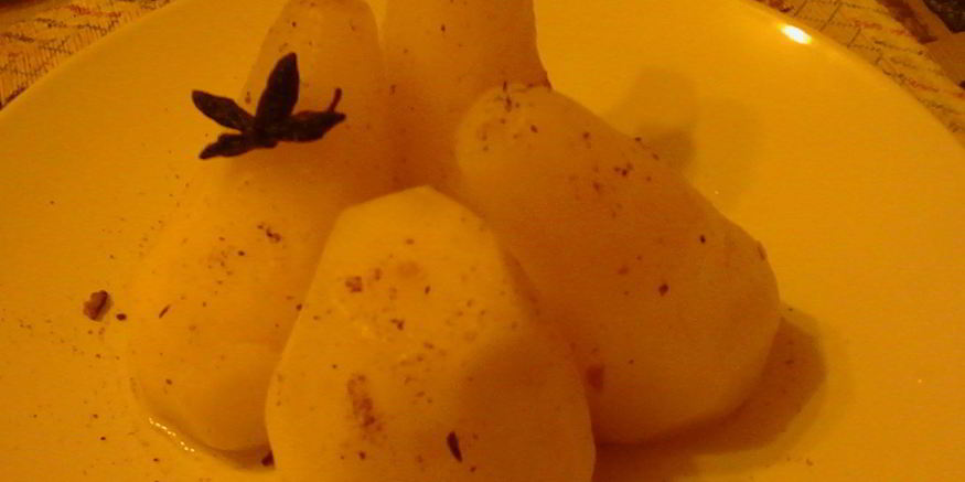 Рецепт груш, припущенных в сиропе с анисовой пылью