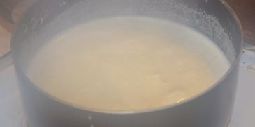 молочные реки на манке