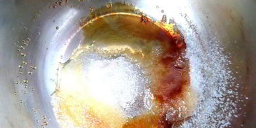 карамельный кофе под сливочной шапочкой