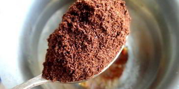 карамельный кофе под сливочной шапочкой