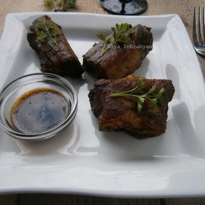 Свиные ребрышки с кофейным соусом