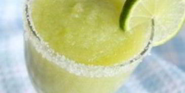 коктейль из яблока и сельдерея