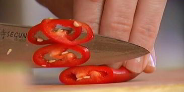 спагетти с копченой форелью и джином