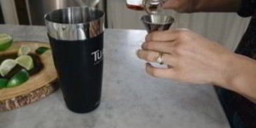 алкогольный коктейль со сливками