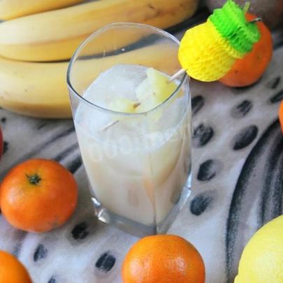 Коктейль пина колада с ананасовым соком