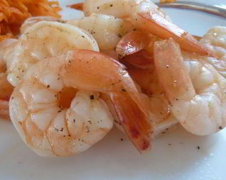 Жареные креветки с текилой
