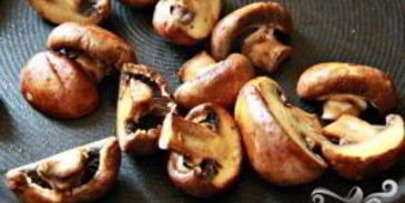 говядина с вином и овощами