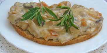 грибное соте с вином и горгонзолой