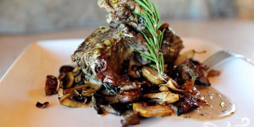 Рецепт ребрышек с вином и сливками