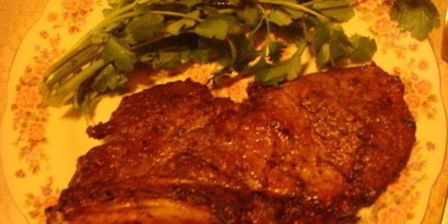 Рецепт свиной корейки с вином и специями