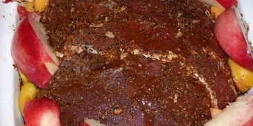 запеченная телятина с вином и персиками