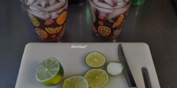 клюквенно-малиновый коктейль