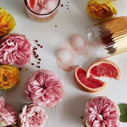 Розовый коктейль