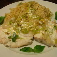 Рецепт Рыбы с луком-пореем и сливочным соусом с водкой