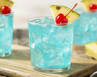 Водка с кюрасао